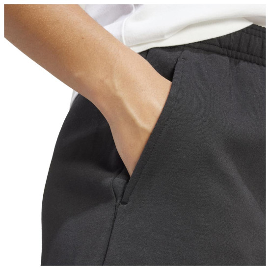 Adidas Γυναικείο σορτς Future Icons Badge Of Sport Shorts